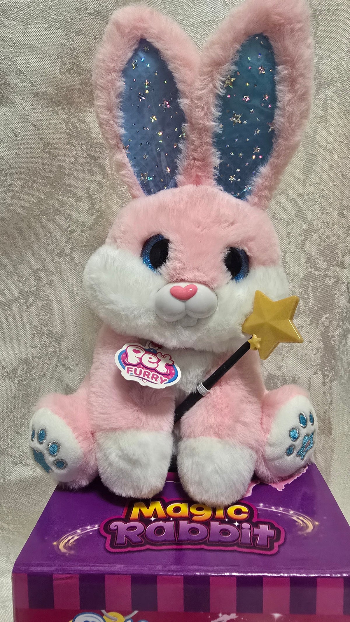 Magic Rabbit – interaktivni plišani zeka koji peva i priča