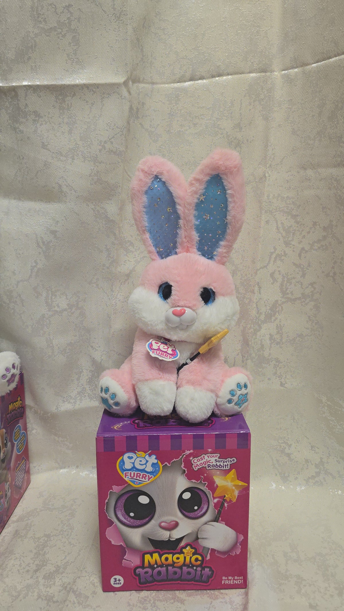 Magic Rabbit – interaktivni plišani zeka koji peva i priča